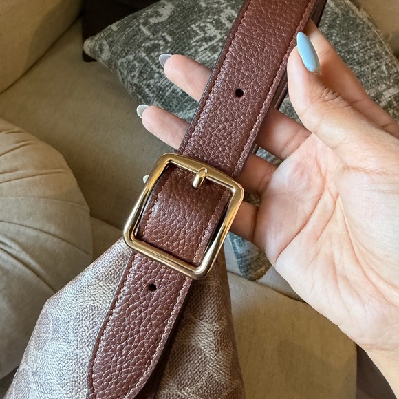 Coach Jude Duffle Bag - Picture 5 of 10